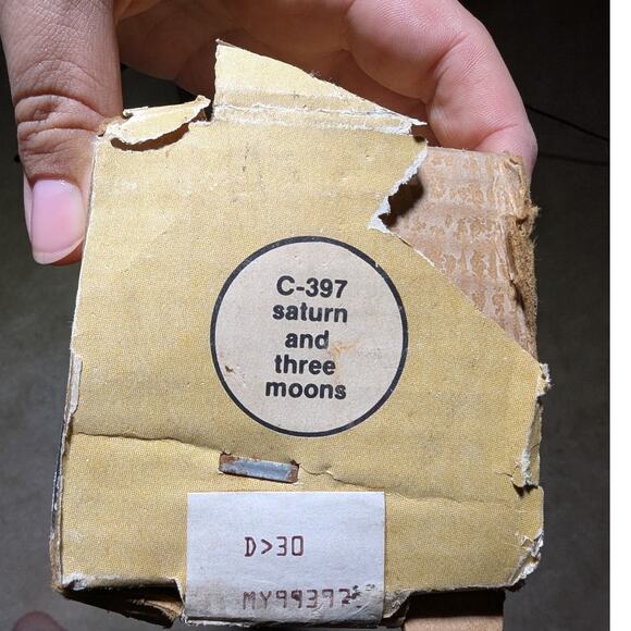 Vtg 1970s Environmental Graphics Photo Mural Saturn & 3 Moons Graphic Wallpaper - Picture 3 of 3